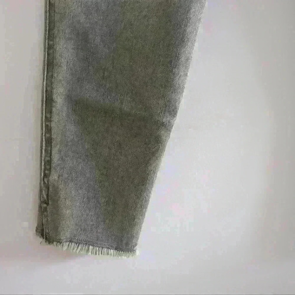 GAP | Teen Girls Grey Wash Sky High-Rise Skinny Ankle Jeans - Picture 4 of 5